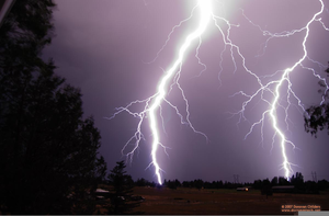 Free Clipart Of Lightning Bolts Image